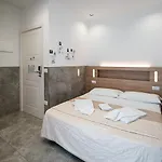 Greros Toledo H Historical Center In Naples, By Clapa Group Dislocated Hospitality 3*
