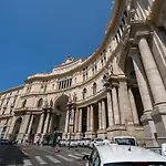 Greros Toledo H Historical Center In Naples, By Clapa Group Dislocated Hospitality Neapel