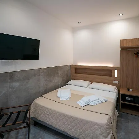 Greros Toledo H Historical Center In Naples, By Clapa Group Dislocated Hospitality Penzion Neapol
